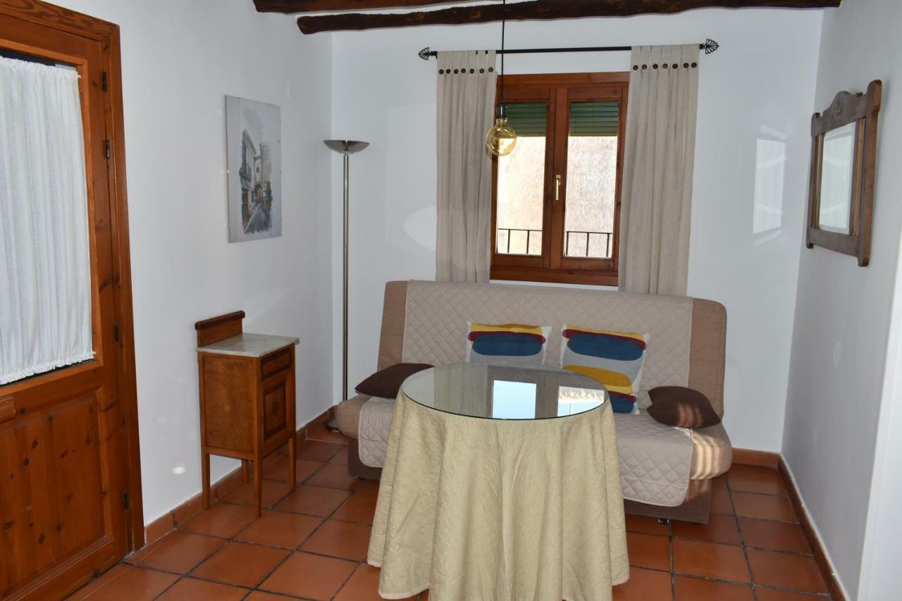 Apartamento Letur Luaran gambar