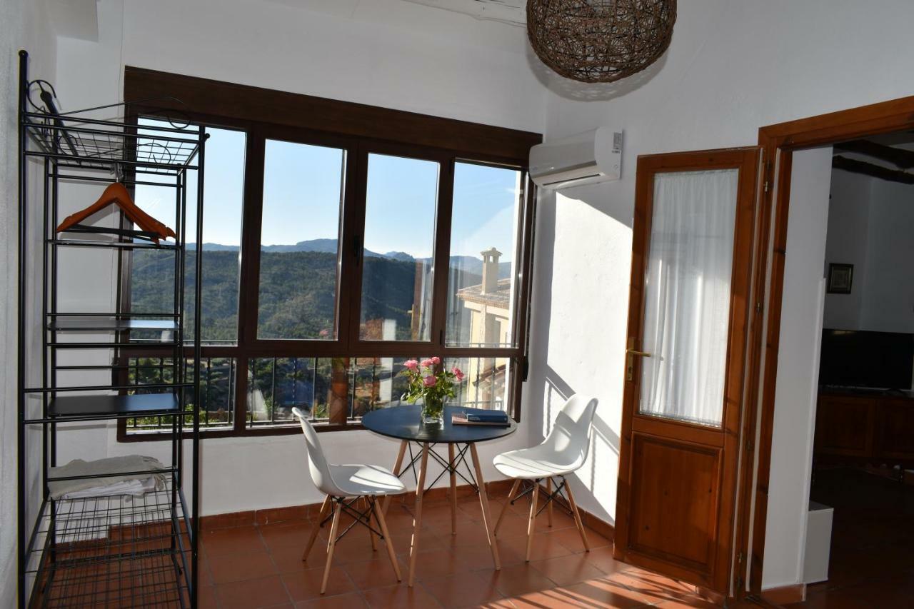 Apartamento Letur Luaran gambar