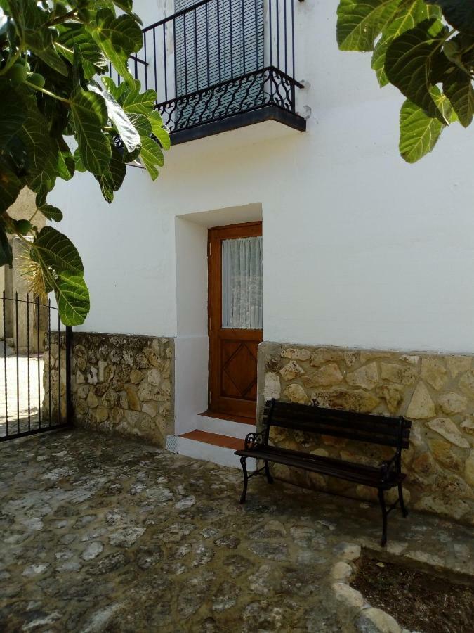 Apartamento Letur Luaran gambar